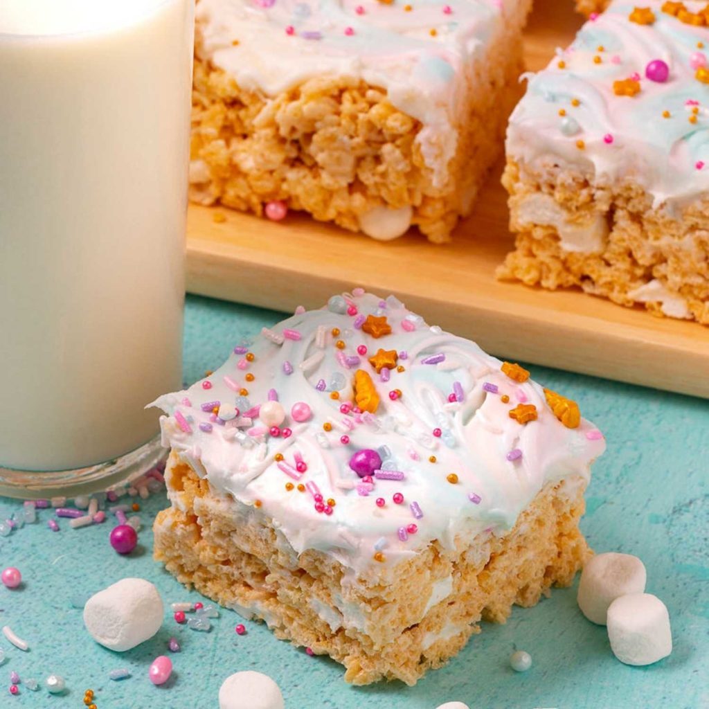 Learn how to make these simple, delicious unicorn Rice Krispie treats!